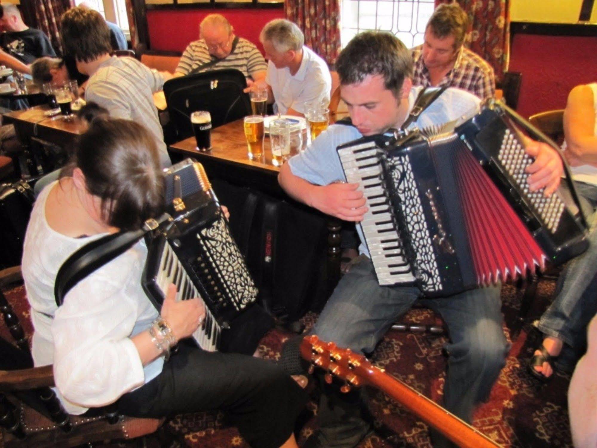 The Queens Head Hotel Rothbury Zewnętrze zdjęcie